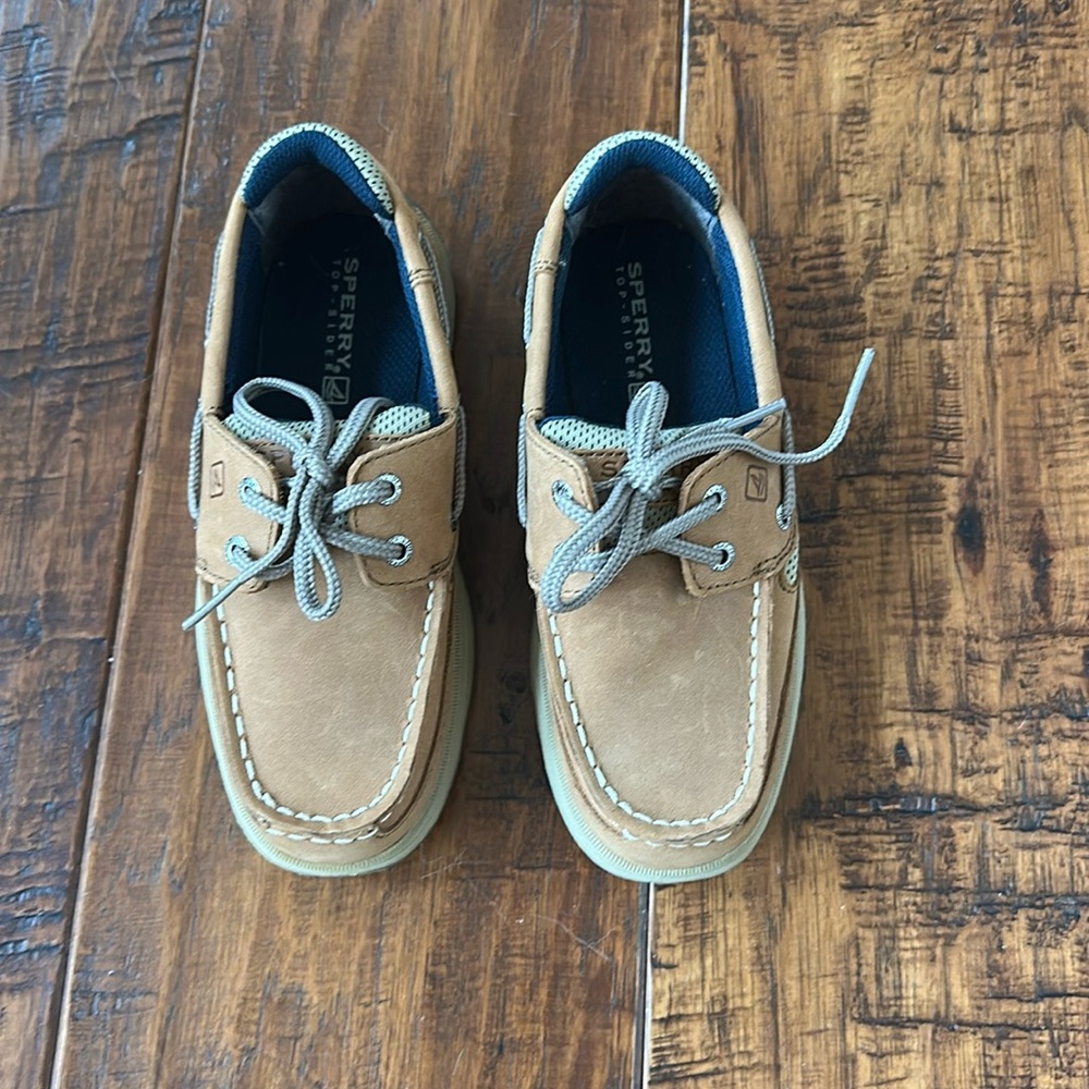 Sperry boys Lanyard boat shoe, dark tan size 1.5